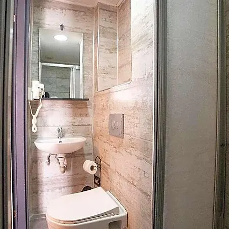 La Fortuna Taksim Hotel 5*