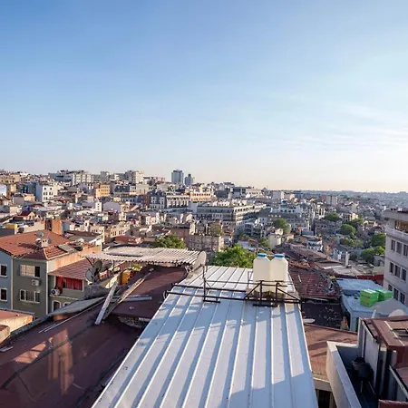 Hotel La Fortuna Taksim 2*