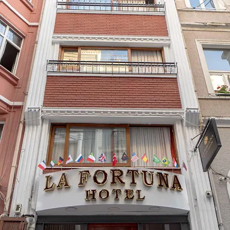 Hotel La Fortuna Taksim 2*
